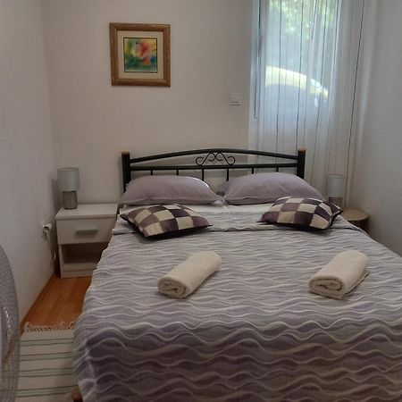 Vila Kuca Za Odmor Skalina - Sea View Splitska Exteriér fotografie