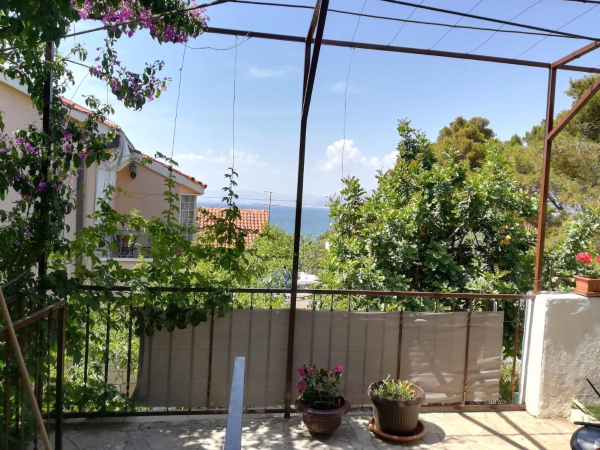 Vila Kuca Za Odmor Skalina - Sea View Splitska Exteriér fotografie